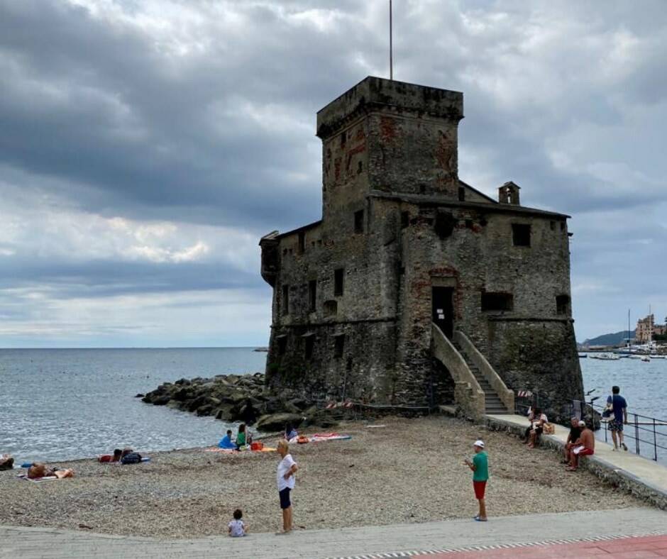 Spiaggia del castello a Rapallo