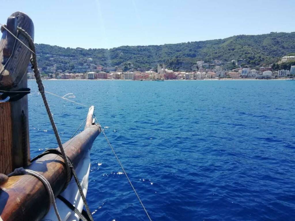 Sestri leudo per Laigueglia