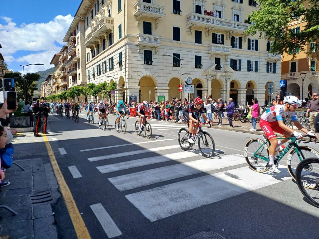 Giro d'Italia, tappa 5^, Genova -Lucca, Chiavari